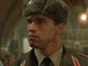 Арнольд Шварцнеггер в фильме 'Красная жара'